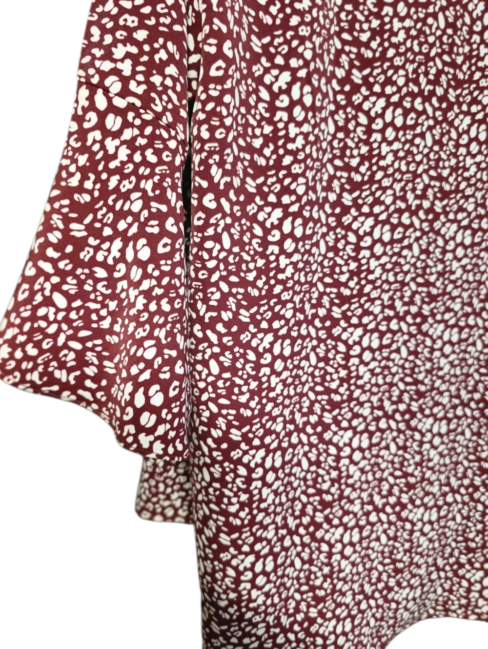 Maroon & White Top Split Bell Sleeves Large - Picture 6 of 8